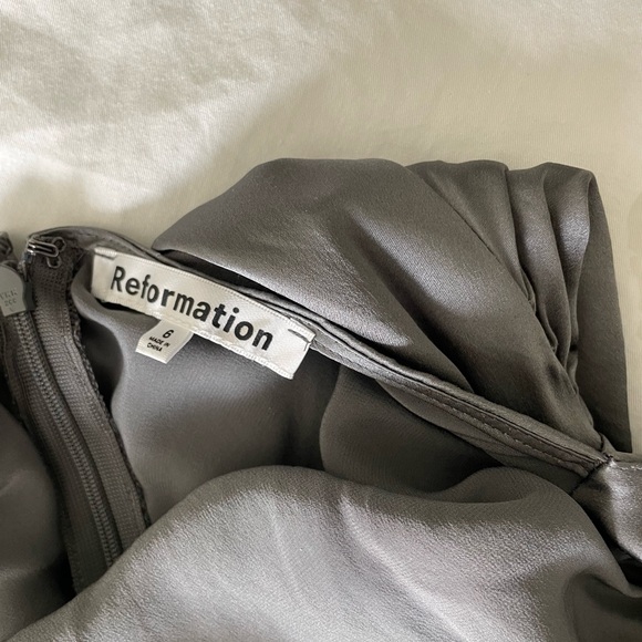 Reformation casette silk dress in shale - Picture 11 of 13